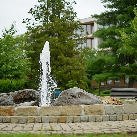 Apartman Astra Sezimovo Usti ภายนอก รูปภาพ