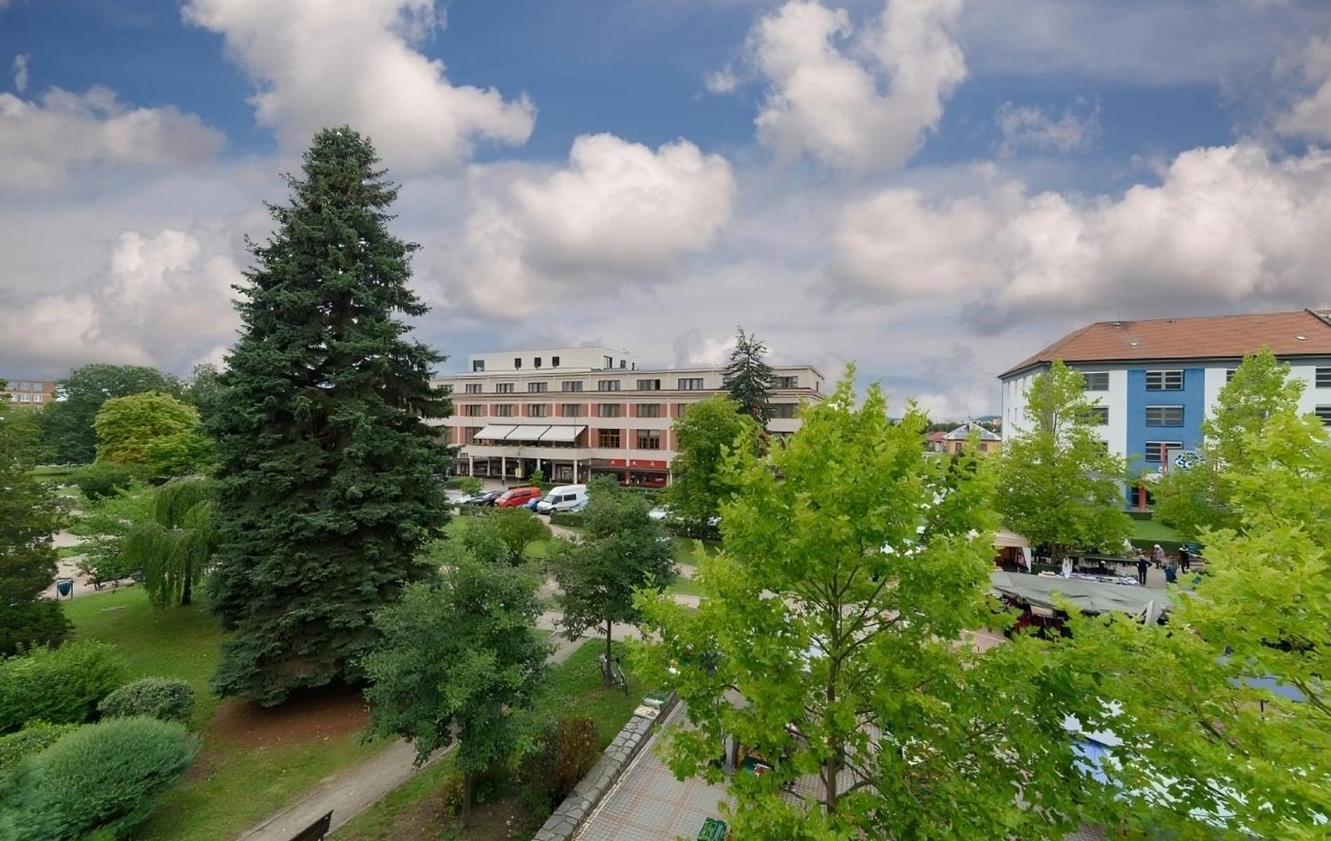 Apartman Astra Sezimovo Usti ภายนอก รูปภาพ