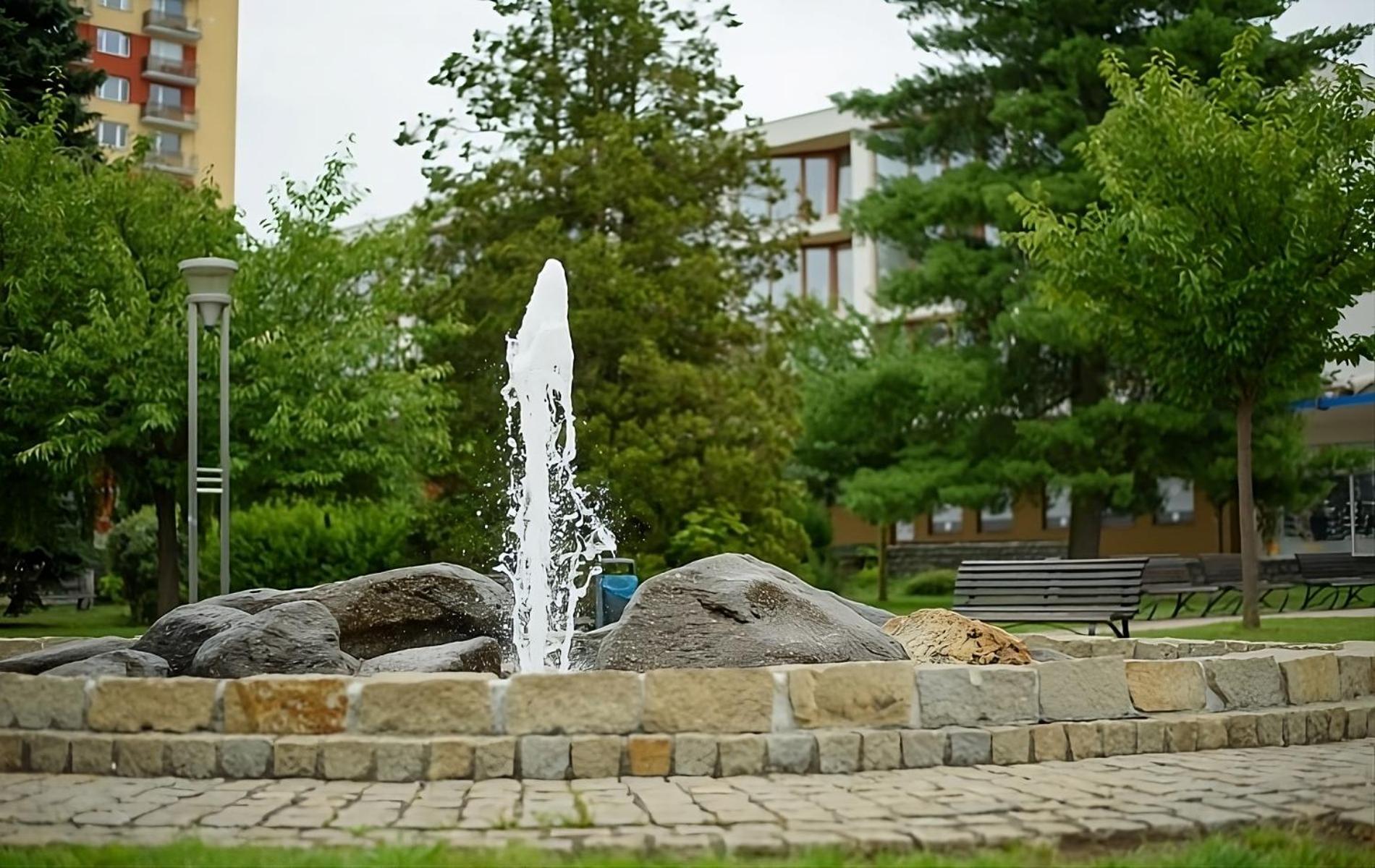 Apartman Astra Sezimovo Usti ภายนอก รูปภาพ