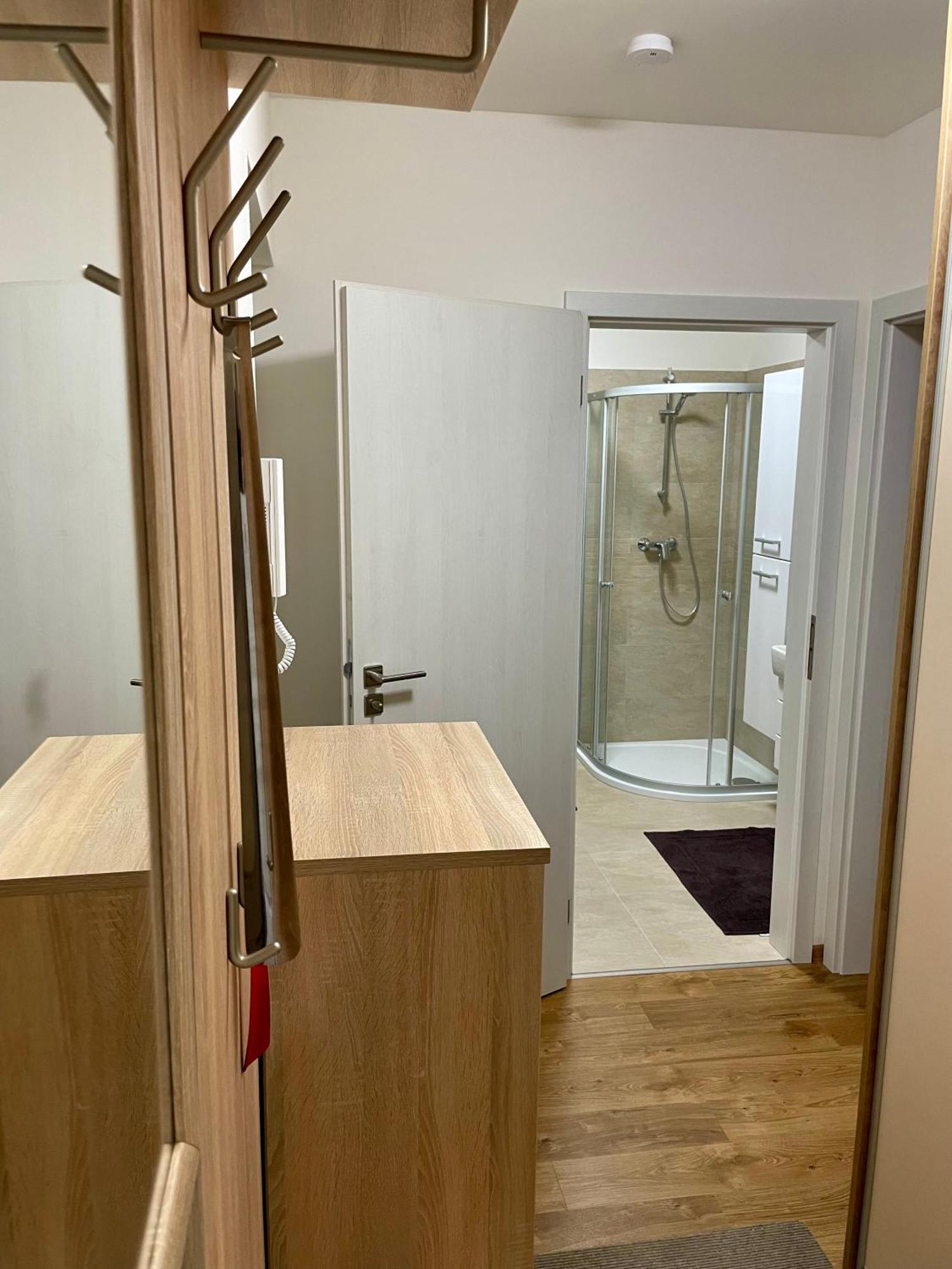 Apartman Astra Sezimovo Usti ภายนอก รูปภาพ